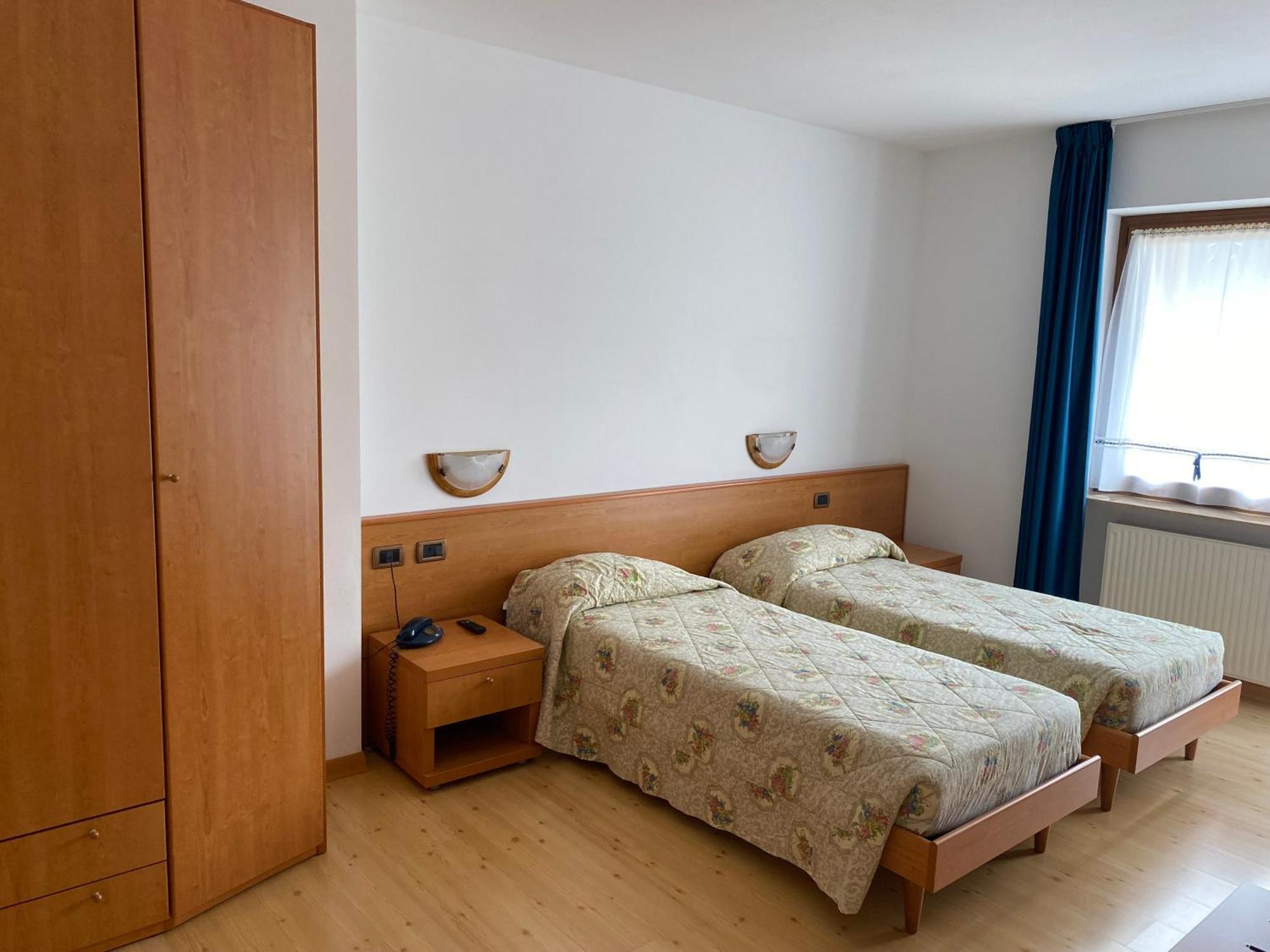 Hotel Garni Ladinia Pescul Exterior foto